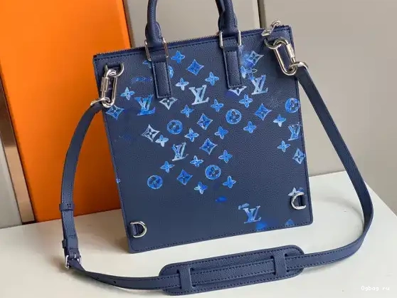 SAC LOUIS ZIPPÉ VUITTON PLAT 0624